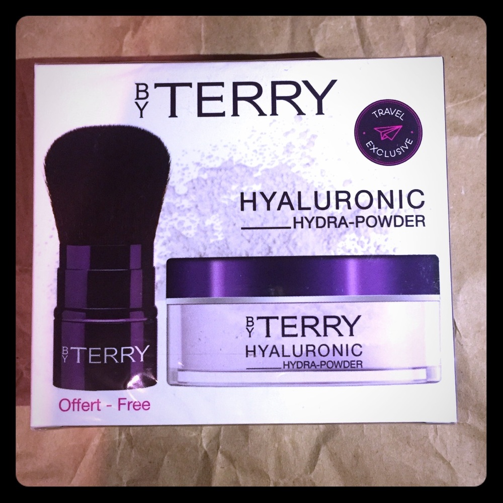 By terry Hyaluronic Hydra-Powder set